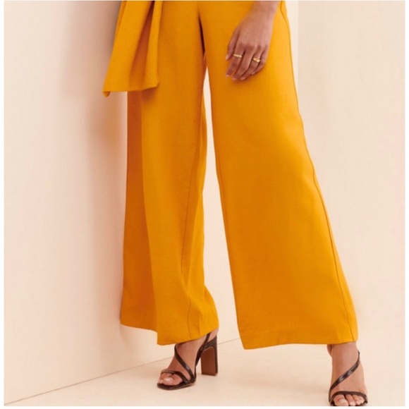 Show Them the Shoulder Jumpsuit size Small - Picture 4 of 11